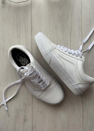 Кеди жіночі vans old skool білі, р. 37, довжина устілки 23,5 см