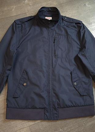 Чоловіча легка куртка levi's standard fit ,вітровка,бомбер розмір xl