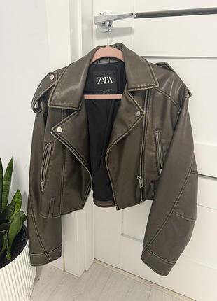 Куртка жіноча zara зелена шкіряна розмір m