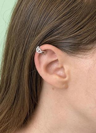 Каф-сережка на вухо cartier картьє півкільця в камінцях срібляста