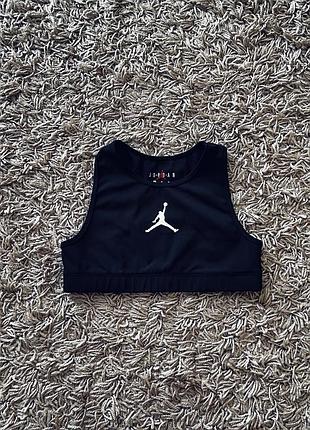 Спортивний топ jordan 128-140 розміру