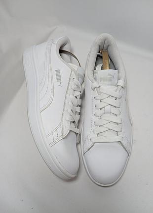 Білі кросівки puma