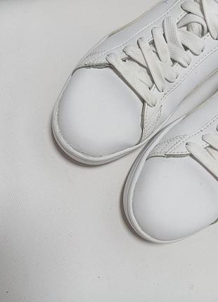 Білі кросівки puma 3