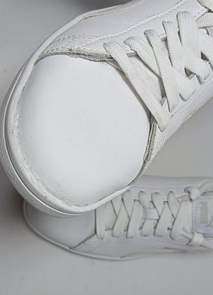 Білі кросівки puma 5