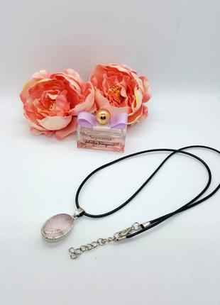 🌸🦄 кулон на шнурке натуральный камень розовый кварц в оправе2 фото