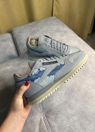 Кросівки жіночі reebok сірі з текстильним верхом, устілка 27 см