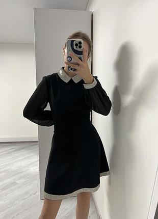 Коротка жіноча чорна сукня з коміром🖤