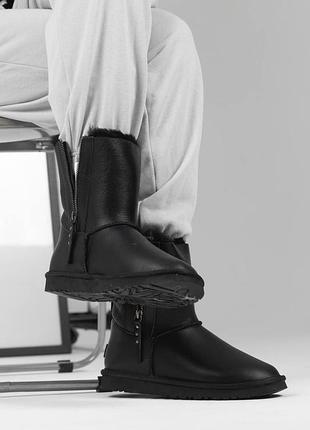 Женские ugg short black leather zip 5