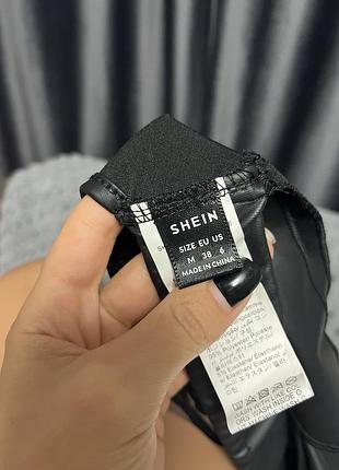 Чорний кроп топ під шкіру shein 5
