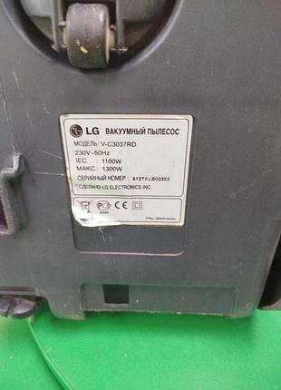 Пилосос б/у lg v-c3037rd