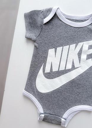 Боді nike розмір 0-6 місяців 2