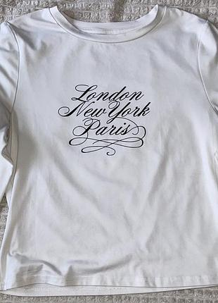 Лонгслів жіночий білий y2k з написом london new york paris