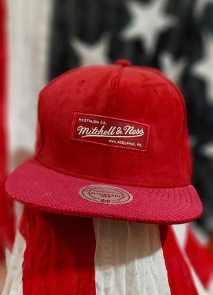 Бейсболка mitchell&ness червона