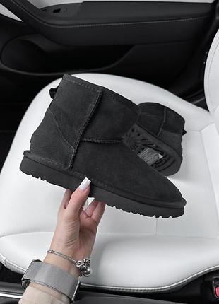 Жіночі черевики ugg mini black