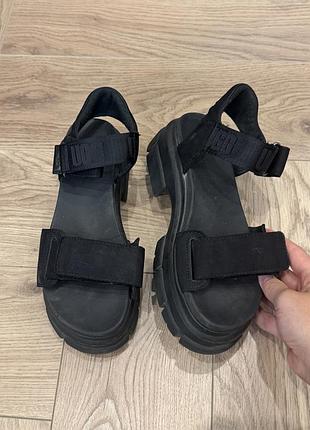 Сандалі ugg ashton ankle 38р.