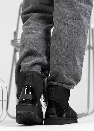 Жіночі ugg mini black lacquer 2