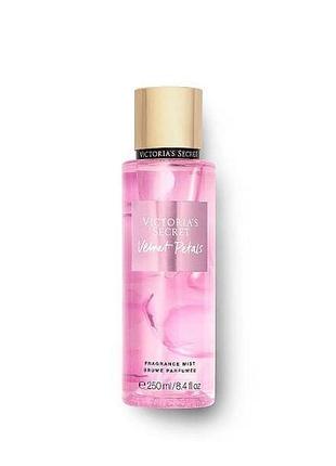 Парфумований спрей для тіла victoria's secret velvet petals 250 ил