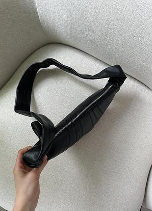 Сумка lemaire small croissant bag black 8