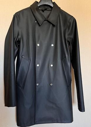Мужской двубортный плащ / тренч stutterheim черный, размер m