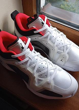 Баскетбольні кросівки air jordan xxxvii low оригінал у білому кольорі нові р.45