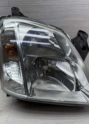 Фара передняя праваопель мерива а, opel meriva a, 93321053