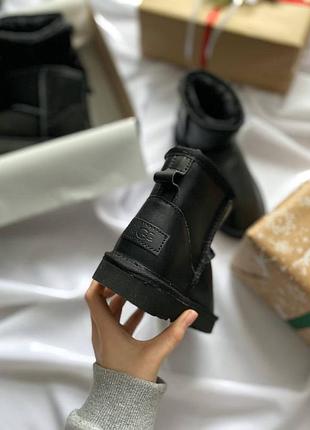 Трендові ugg classic mini leather 🖤 3