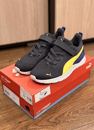 Кросівки puma