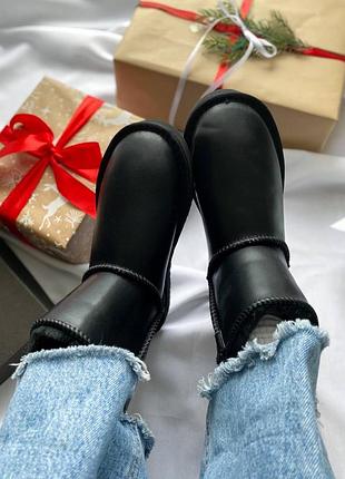 Ugg classic mini ii zip boot 🖤 5