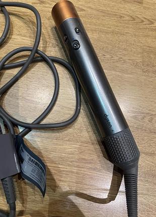 Стайлер dyson