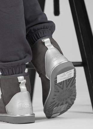 Жіночі ugg mini grey lacquer 3
