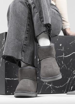 Жіночі ugg mini grey lacquer 6
