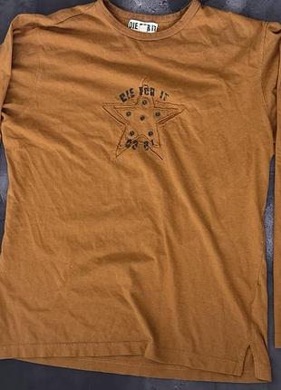 Archive y2k grunge star longsleeve d-10 / горчичный лонгслив со звездой и люверсами описание: