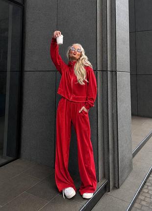Женский брючный велюровый костюм