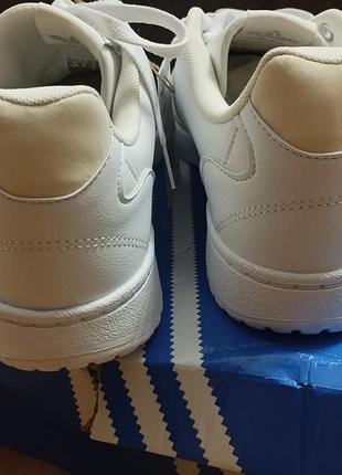 Кросівки adidas білі 6