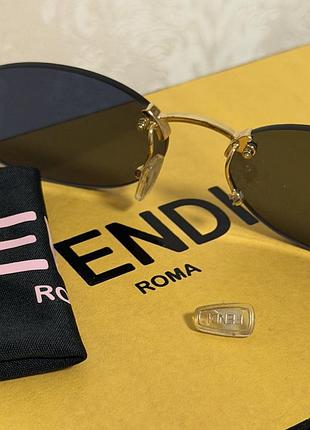 Сонцезахисні окуляри fendi 4