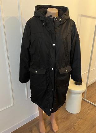 Жіноча страшна актуальна парка amisu розмір m/l/xl