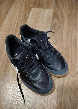 Бутси чоловічі nike для залу, чорні, розмір 38