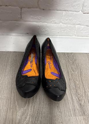 Шкіряні туфлі irregular choice  39р 2