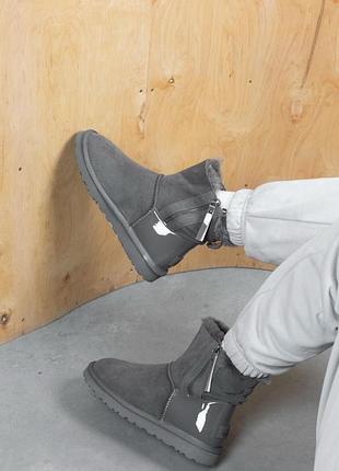 Жіночі ugg mini grey lacquer 2 zip 38