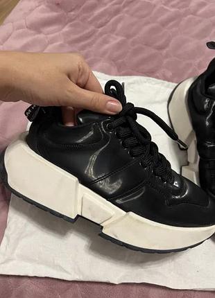Кросівки жіночі maison margiela чорні на платформі