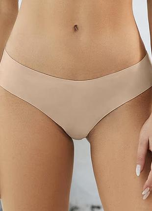 Комфортные бесшовные трусики в бежевом цвете