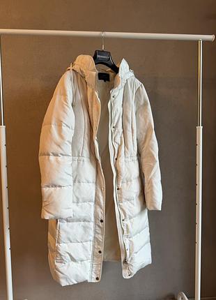 Пуховик uniqlo з пуху та пера білий . довгий . білий .