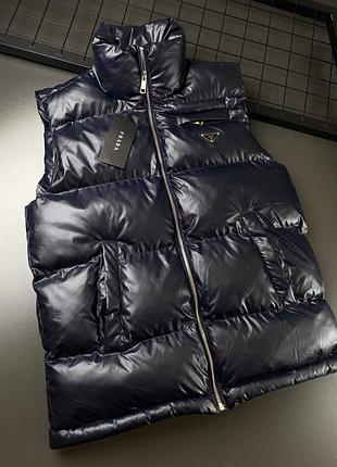 Жилетка prada