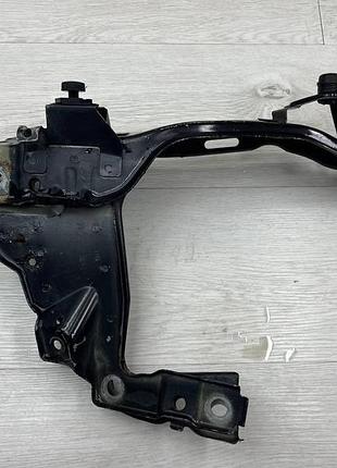 Панель, окуляр крепления фары, левый опель зефира б, opel zafira b, 13145238