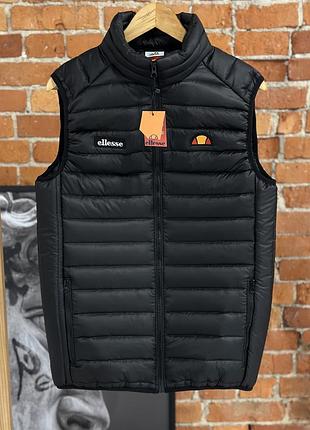 Чоловіча жилетка ellesse чорна без капюшона весняна осінка безрукавка аліса спортивна xxl (bon)