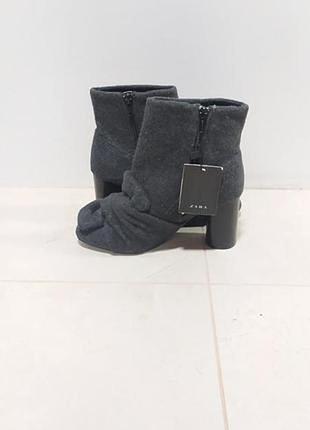 Войлочні ботильйони zara оригінал 37