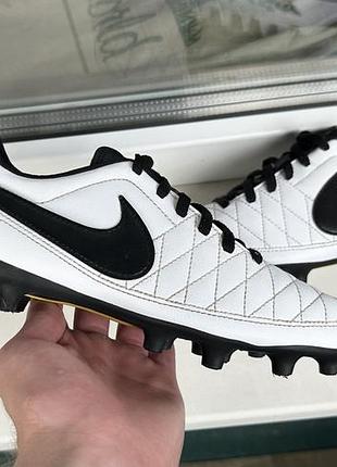 Оригінальні ідеальні бутси nike majestry fg найк 40 розмір 25 см mercurial magista