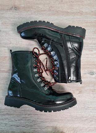 Черевики жіночі утеплені лакові street shoes