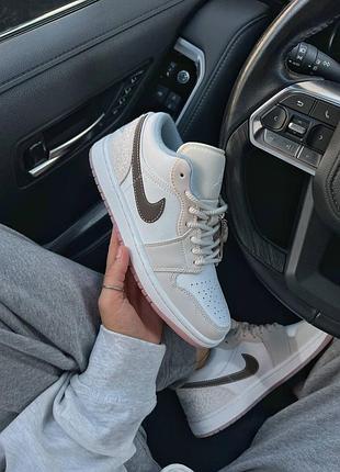 Air jordan low premium