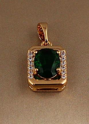 Кулон xuping jewelry зеленый овальный камень в прямоугольной оправе 1,5 см золотистый